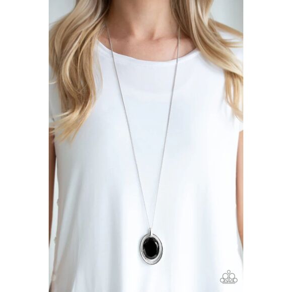 Metro Must-Have Black Necklace (3) - Picture 1 of 3